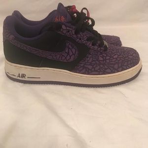 Nike Air Force 1 - Purple and black